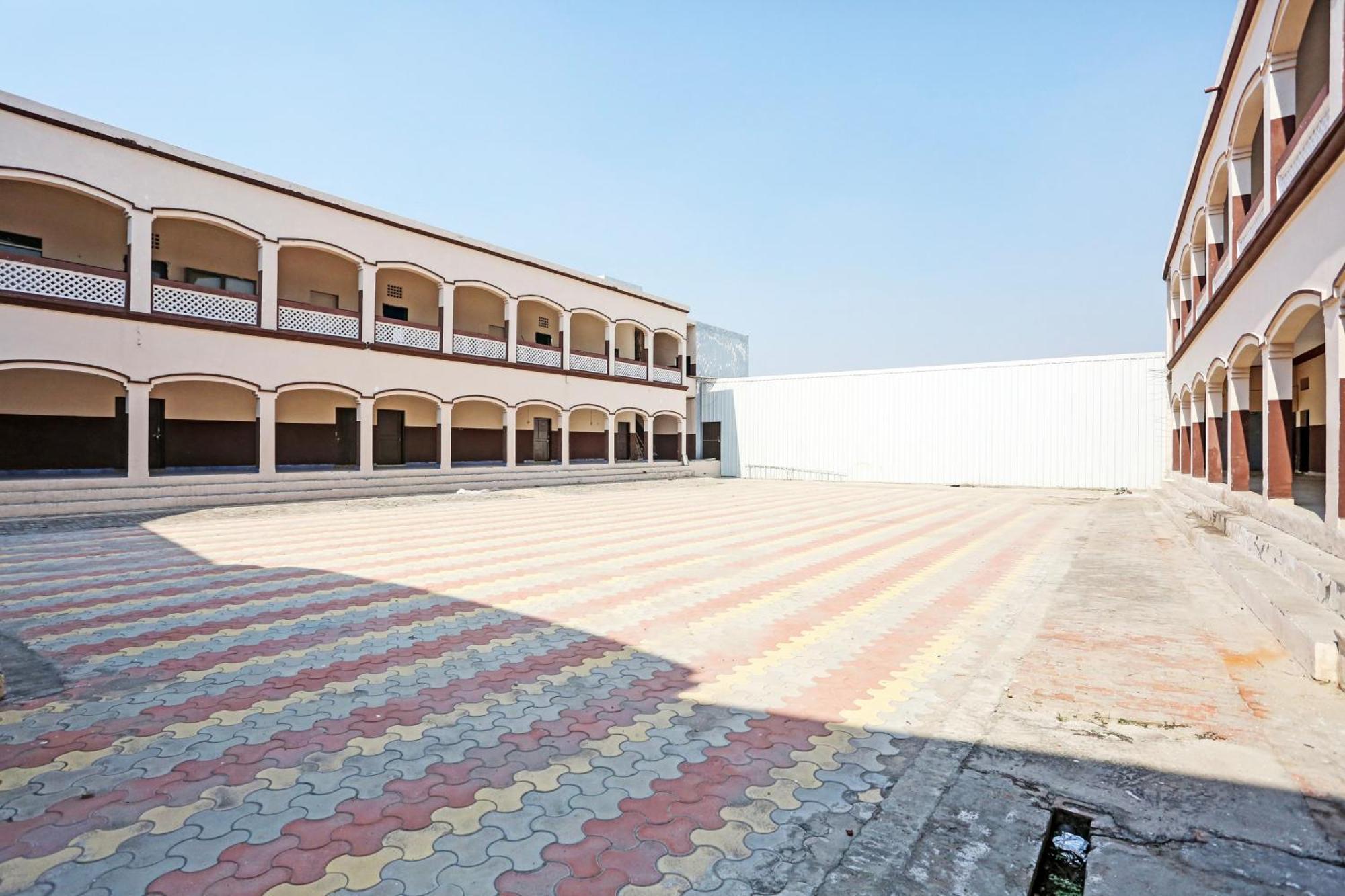Hotel O Murliwala Wedding Palace And Resort Samalkha Extérieur photo